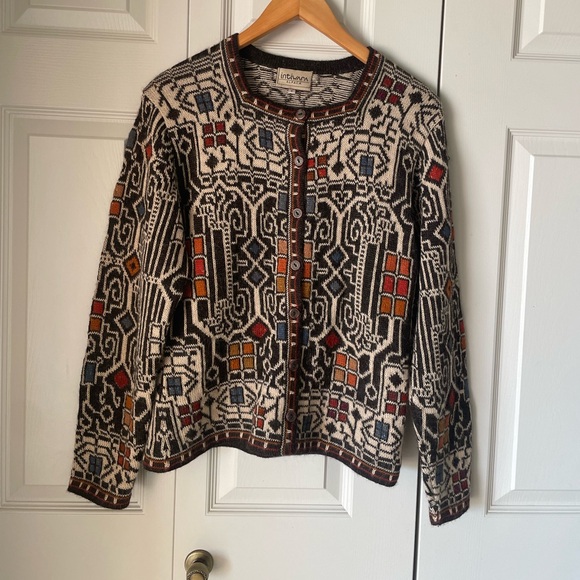 Intiwara | 100% alpaca geometric tribal design cardigan. Size Small. - Picture 1 of 7